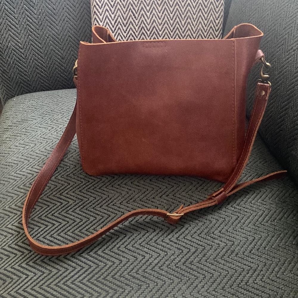 Portland Leather butterfly bucket bag